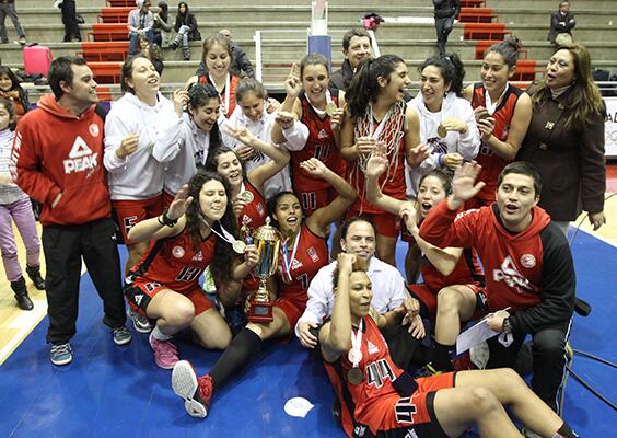 Colegio-Los-Leones-campeón-liga-femenanina-de-baloncesto